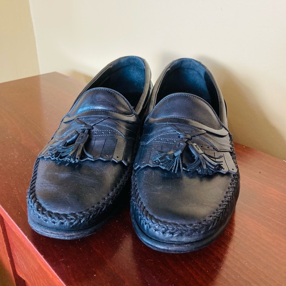 Vintage Johnston & Murphy Black Shoes with tassels - Picture 3 of 12
